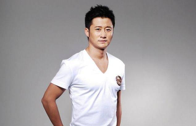 为什么许多明星选择暂退娱乐圈?网友:退圈也要自信!