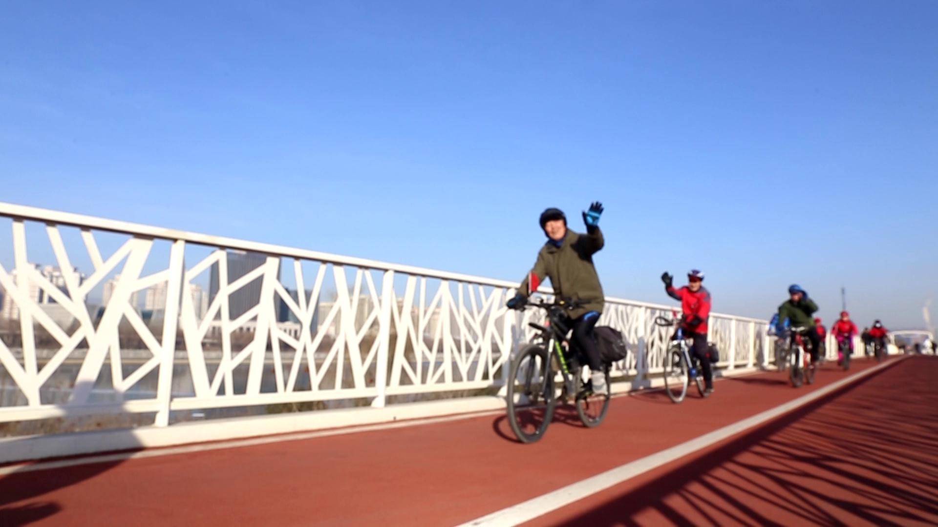 太原一水中分碧波浩荡2021汾河公园风光无限