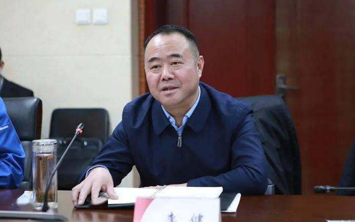 省应急管理厅厅长王启瑞到官地矿督导安全生产工作