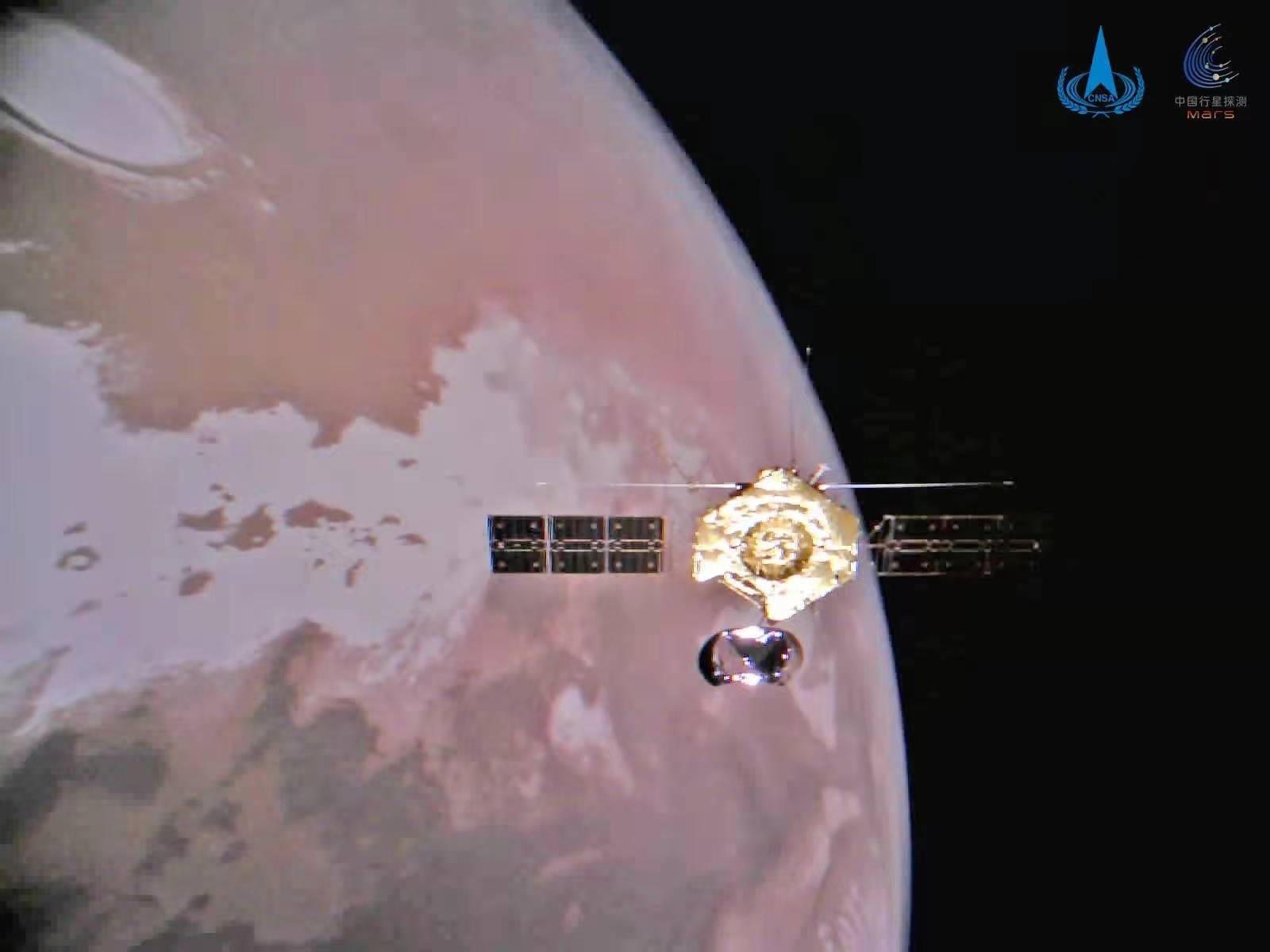 冰盖|元旦，天问一号探测器从火星传回一组精美图像