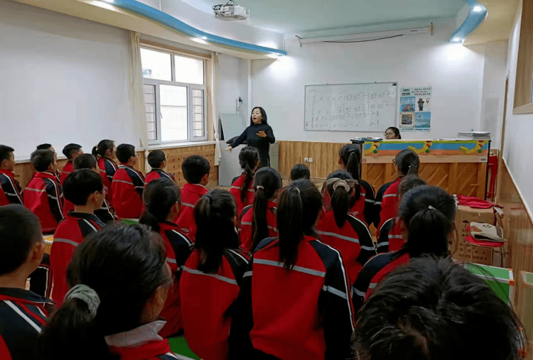 双减进行时科尔沁区逸夫小学聚焦双减政策促进学生全面健康发展