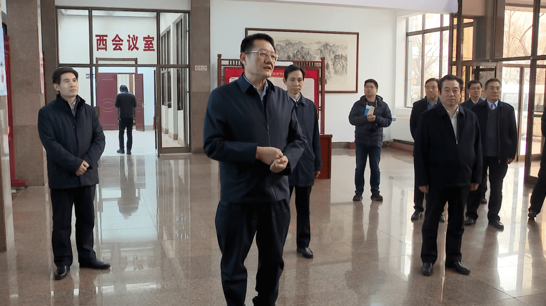 市委书记张新文,市委副书记,市长张伦,市委常委,常务副市长王磊一行到