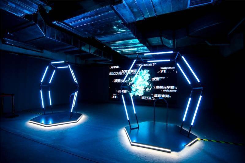 宇宙|NFT数字艺术品“C位出道”！新一代赛博藏家全新上线