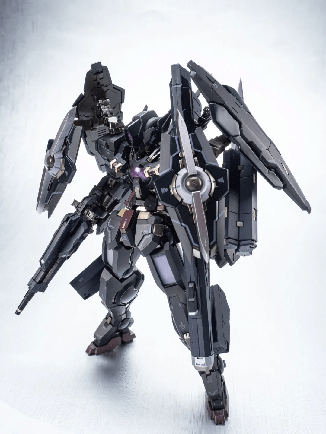 黑色|模玩测评：METAL BUILD 暗黑正义女神高达 TYPE-X FINSTERNIS