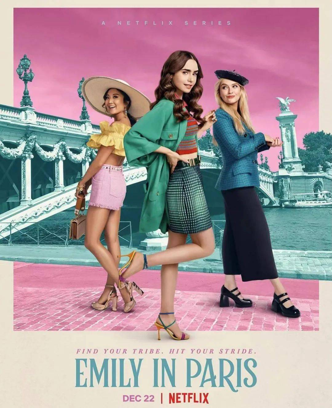 Emily 《Emily in Paris 2》强势归来，她的衣品提升了吗？