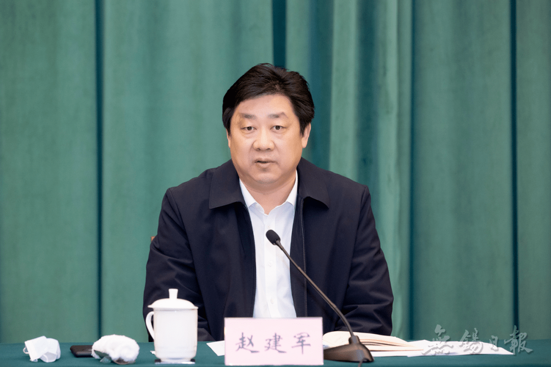 赵建军率队检查疫情防控应急值守工作一刻不松精准发力把疫情防控网织