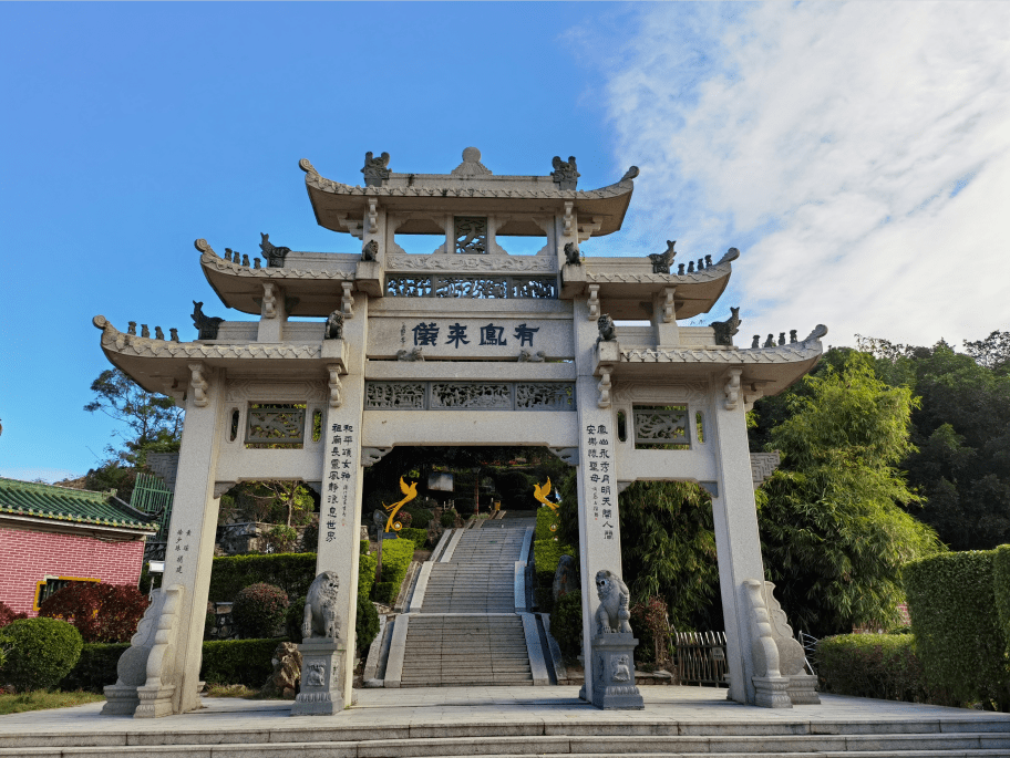 粤n游汕尾尽汕尽美漫步金町湾浪漫海岸线感受红海湾遮浪奇观畅玩天然
