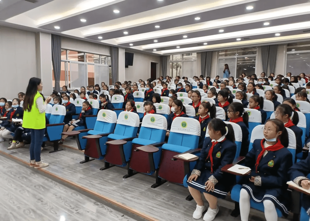 石首市文峰中学图片