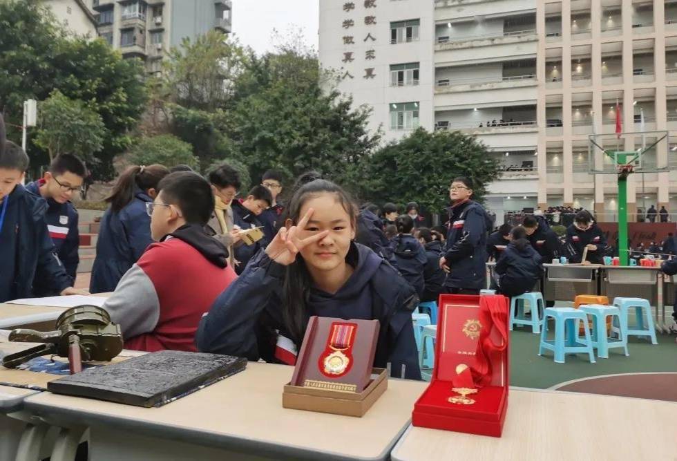 相关|育才中学开展创造节活动 学生用脑洞开启新年