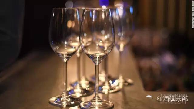 品牌|酒杯的艺术，你见或不见，它都在这里……