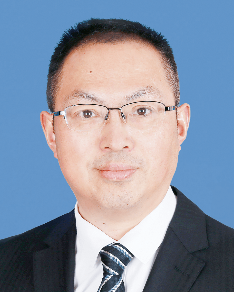 男,汉族,1966年6月生,党校研究生,中共党员,现任德阳市人大常委会秘书