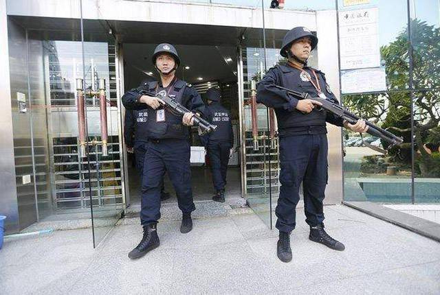 运钞车天天回来运钱真的会安全吗