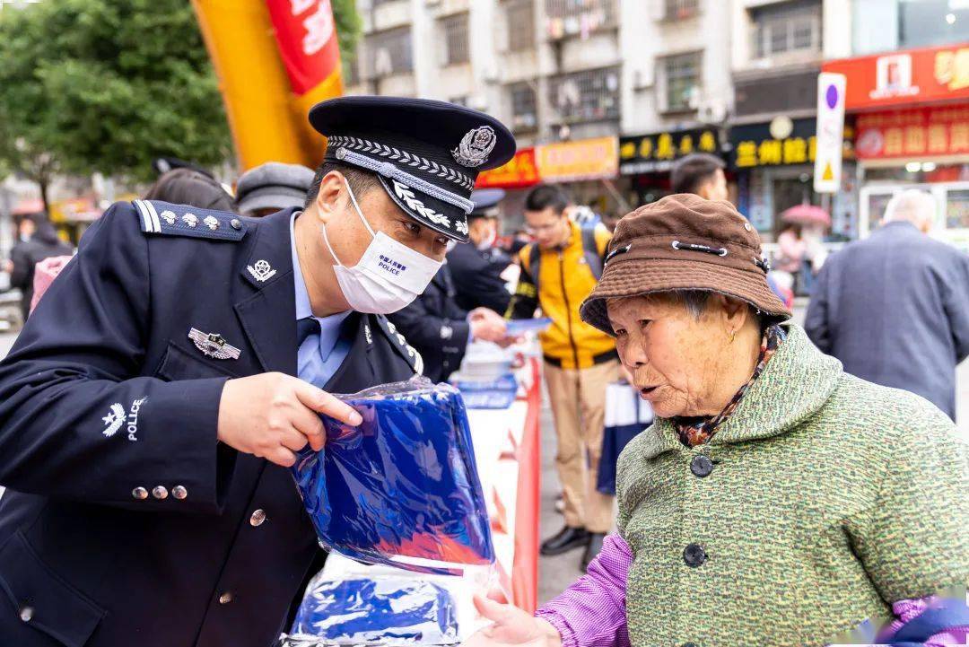 致敬警察节大田县公安局举行重温入警誓词活动