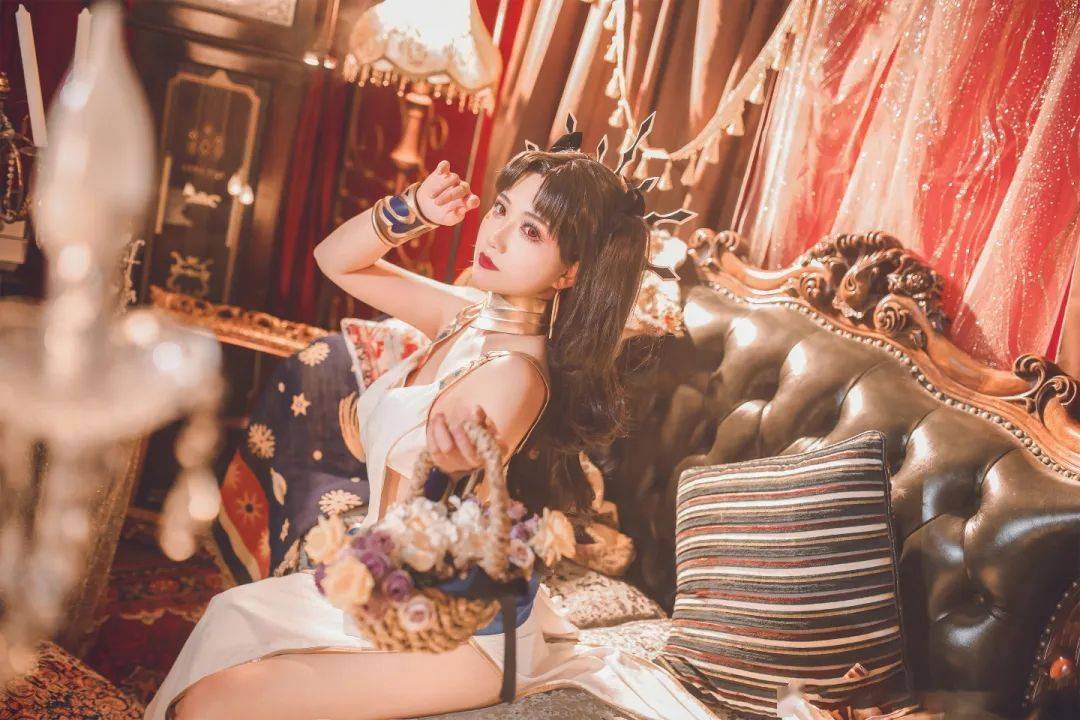 摄影:阿切_zunkocn:一只郁_可爱_凛角色名:伊什塔尔原作:fate/grand