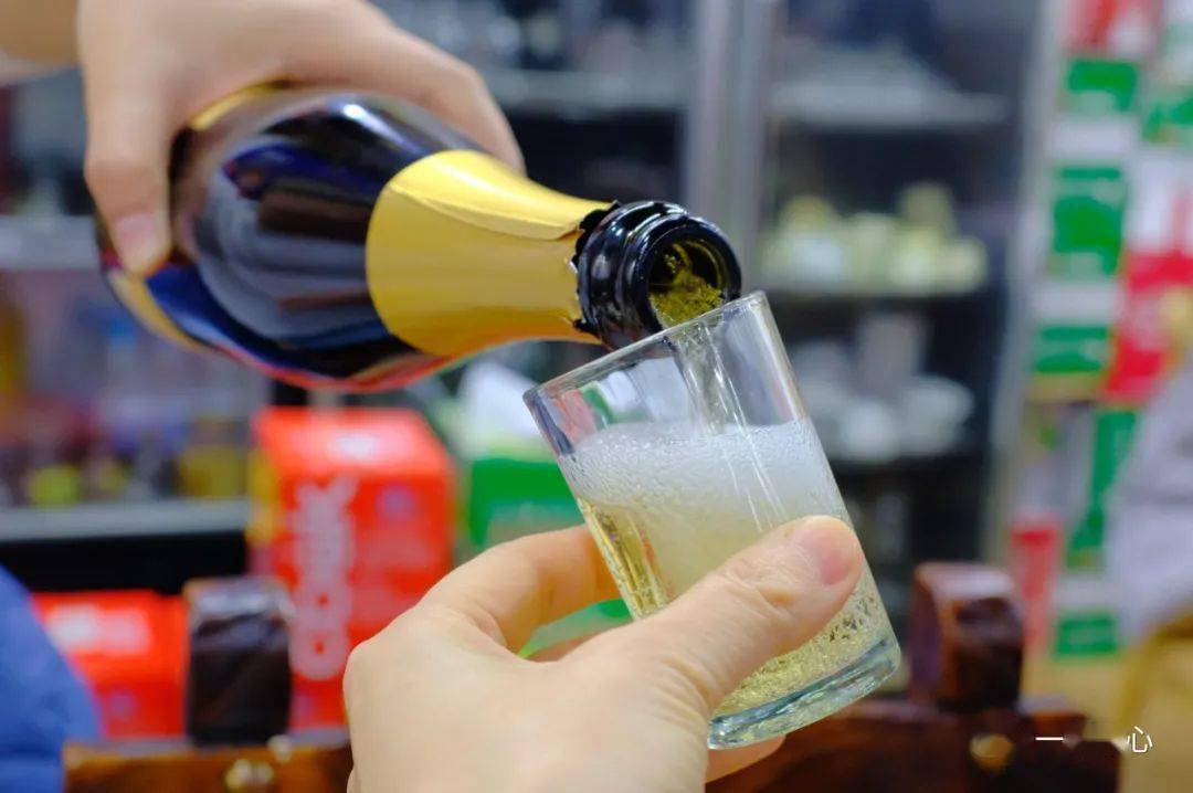 果香|这么多年过去了 全上海最牛的温州炒粉还是它!