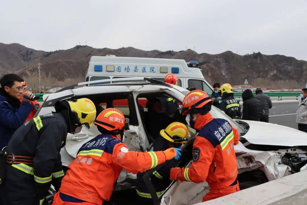 2022年1月12日11时35分,承德市消防救援支队围场县东环路消防救援站接
