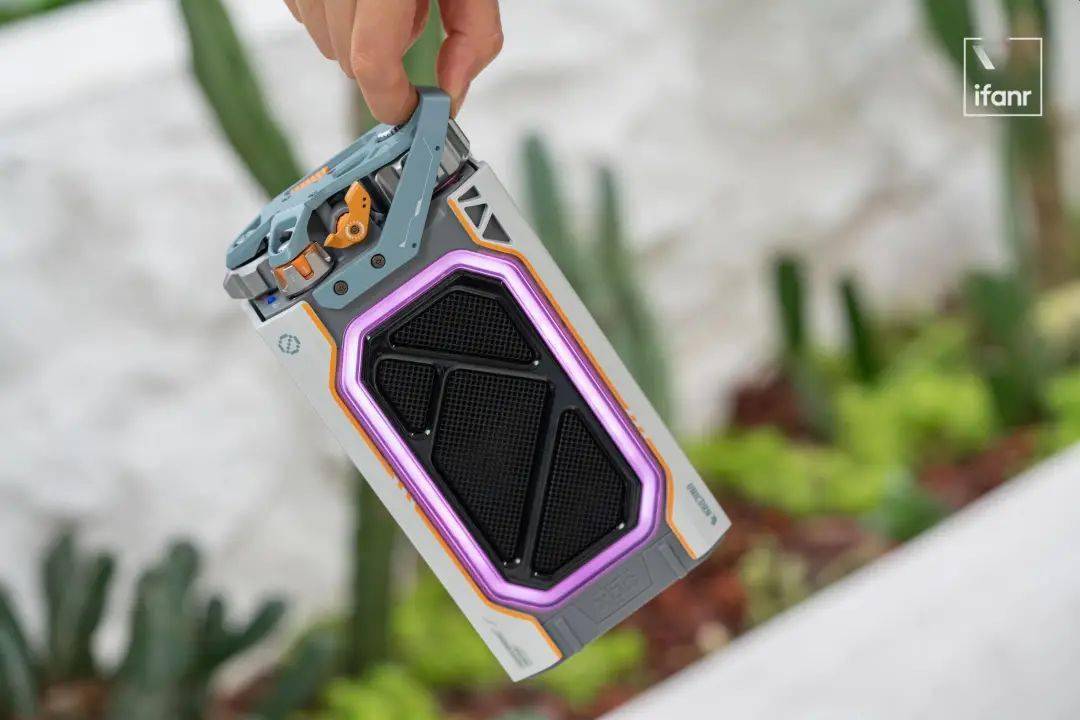 魅族白金独角兽赛博音箱图赏：联手猫王，再造潮品音箱