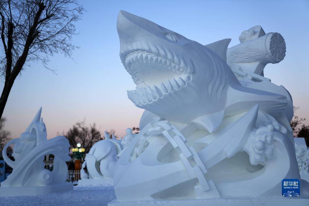 全国|第二十八届全国雪雕比赛在冰城落幕