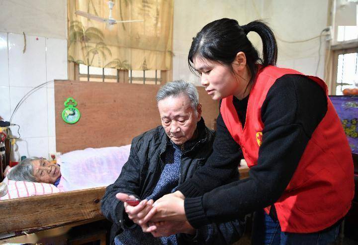 简化界面不简化广告，部分App适老化改造不走心