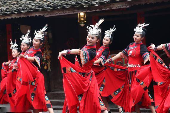 舞蹈|重庆黔江：土家山寨 歌舞新春