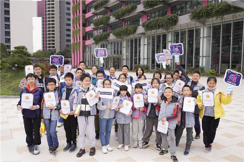 探秘建筑机器人、机器人大厨！南都小记者感受“中国智造”