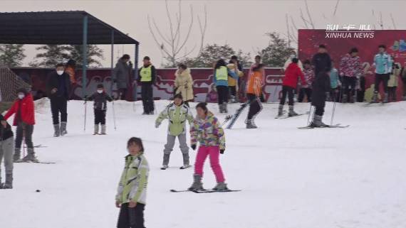 淮安|逐梦冰雪｜江苏淮安：来京杭大运河边滑雪！