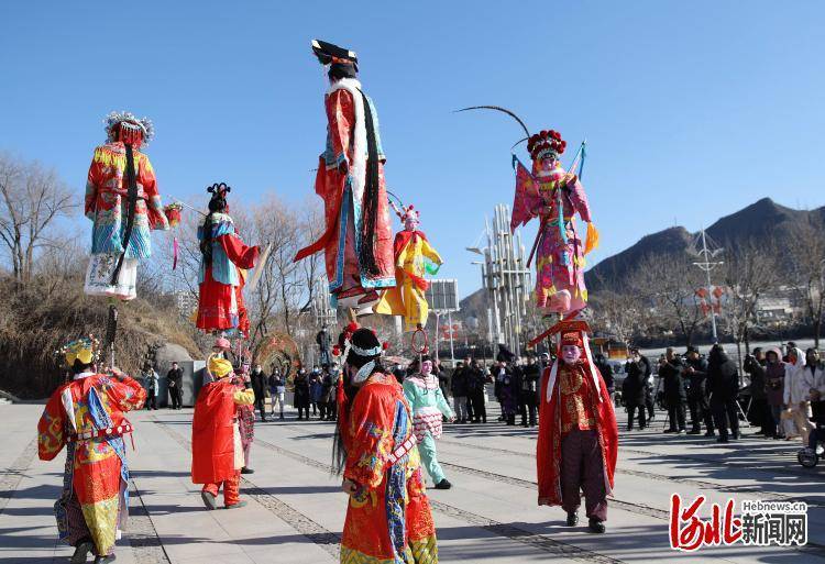 刘环宇|河北宽城：“宽城背杆”排练忙