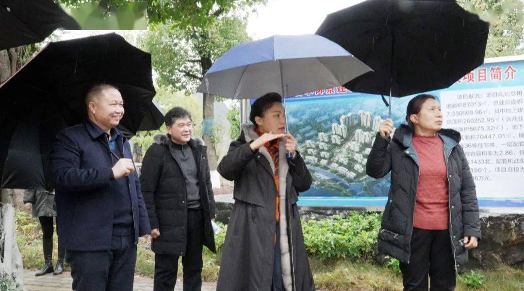 黄卫东要求:把棚户区改造建成人民群众满意工程民心工程_钟山县_项目