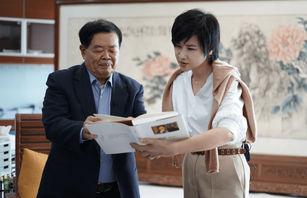 3"带头做了这些坏事,想起来很后悔"凤凰卫视《问答神州》编辑:玉融
