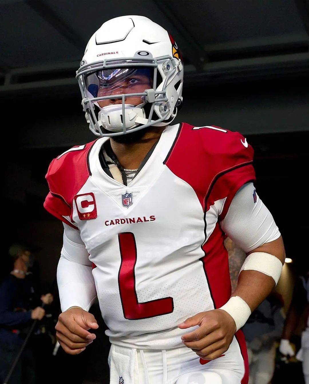 nfl金酸梅杰里琼斯既然你们没一个靠得住爷就亲自出马了