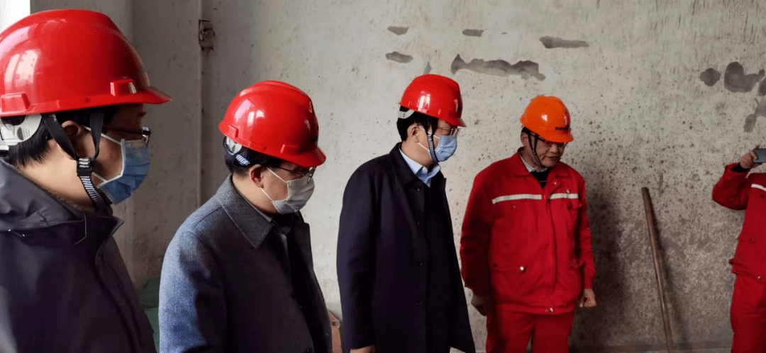 省生态环境厅总工程师王燕枫赴扬州镇江开展危废管理四不两直检查