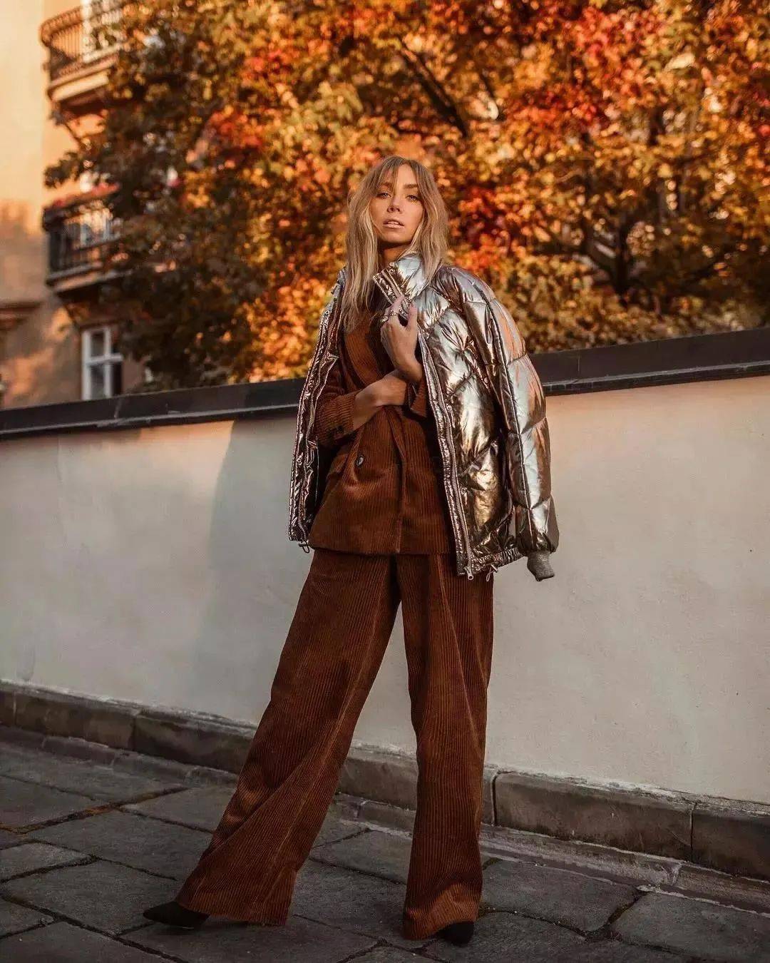 身材 “大衣”失宠了?现在流行这么穿!保暖又显瘦!