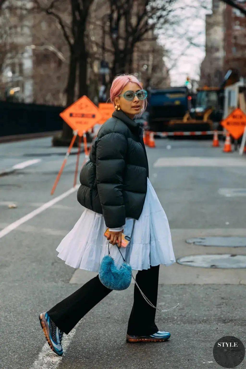 身材 “大衣”失宠了？现在流行这么穿！保暖又显瘦！