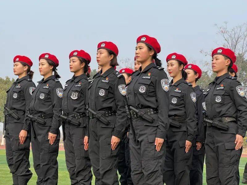 女子特警学院图片