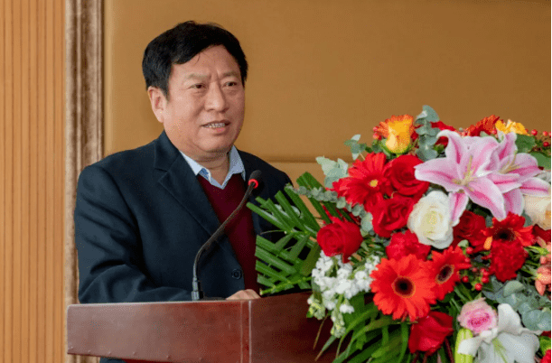 他是交城首富和上海滩晋商大佬刚刚华鑫集团拿120多万表彰员工提出打