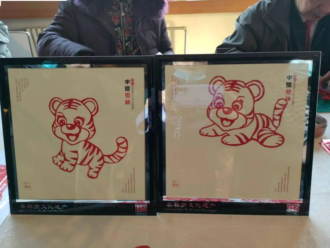 有意思的对联幽默 75eb8a7d7b2e4fe7a937d0f084b89b7e.jpeg
