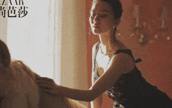 国货“显老”颈纹真的能“滚”掉!!430年的国货,一招get女明星“天鹅颈”!