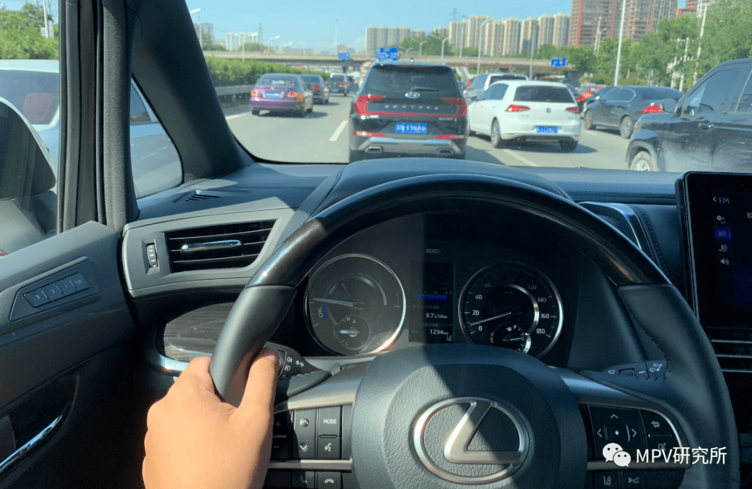 什么叫商务驾驶员 d53901d89eac47858c964dd9e1b8e994.png