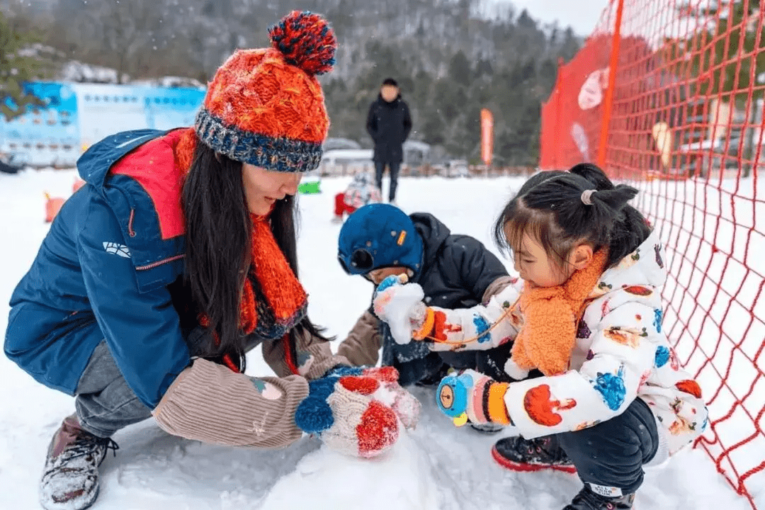 相关|公告！紫柏山国际滑雪场1月24日起恢复运营！