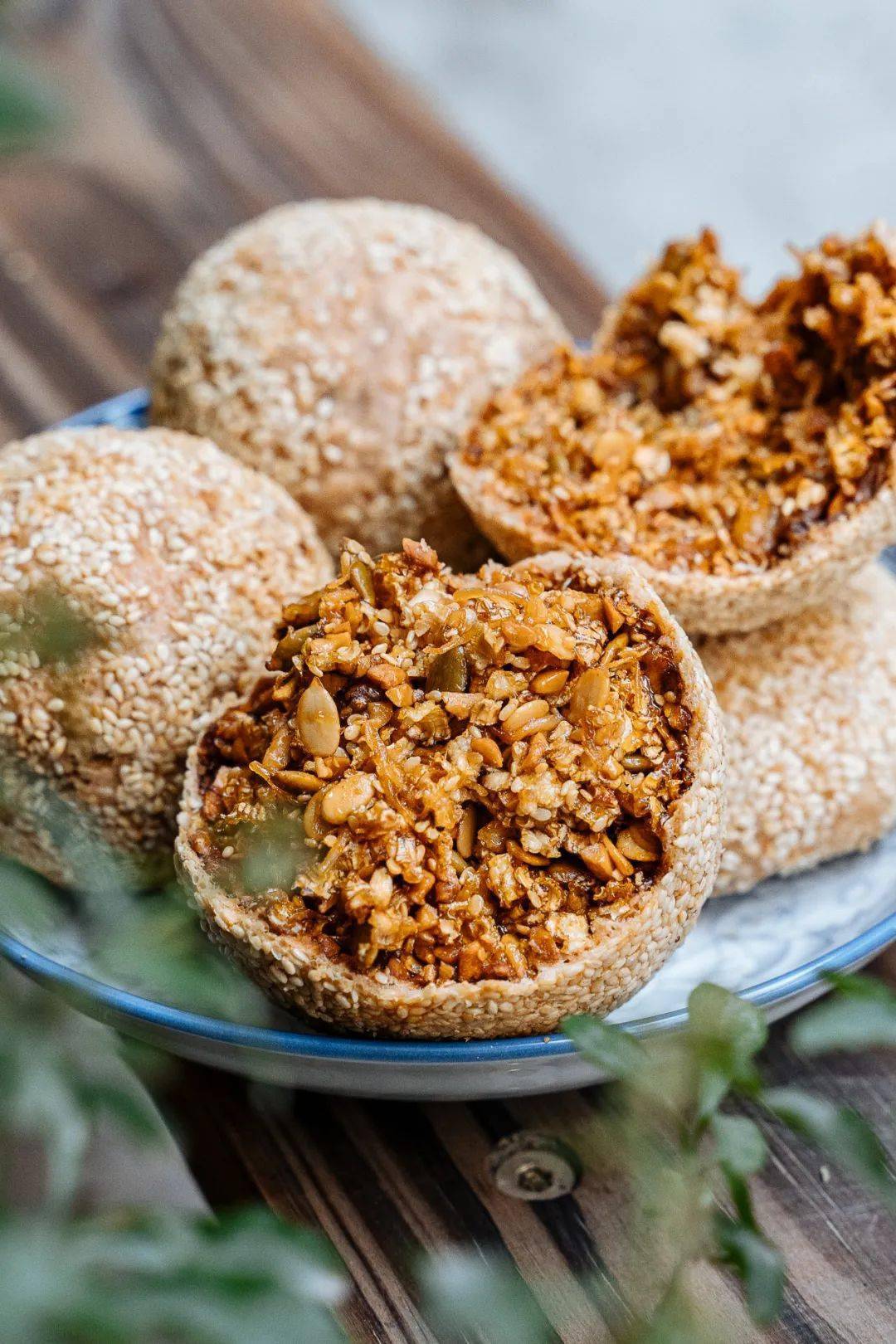 煎堆酥角,广州人不顾热气也要吃的过年限定_蛋散_馅料_芝麻