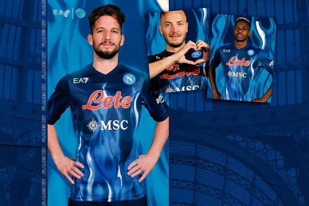那不勒斯发布202122赛季第二客场球衣