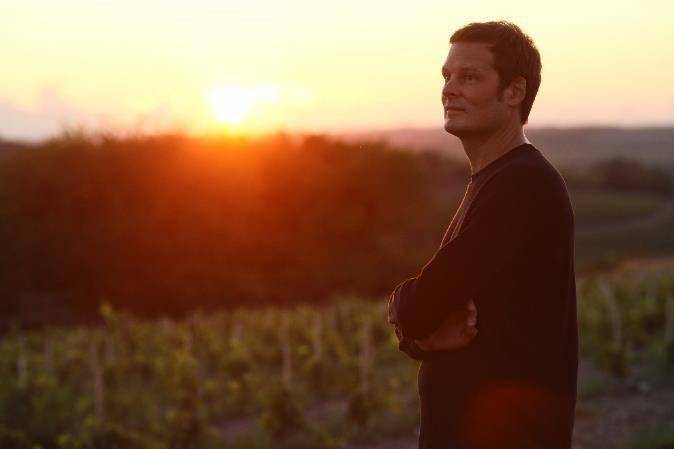 人头马酒庄与天体物理学家克里斯托弗·加尔法德合作探索宇宙