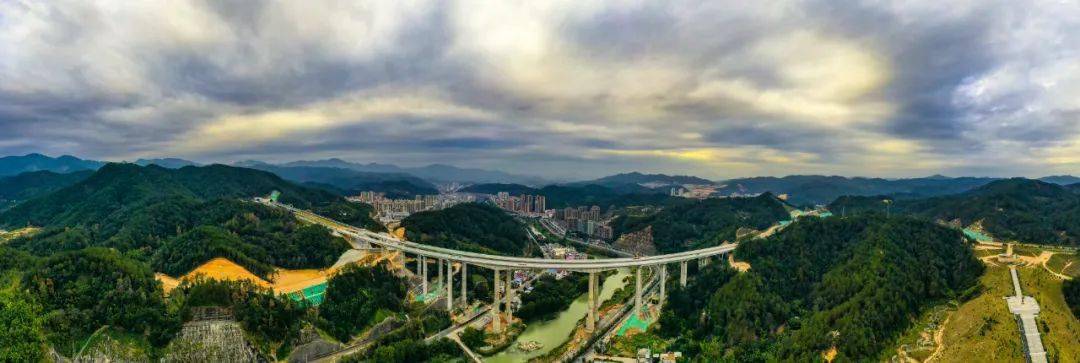 龙岩靖永高速公路漳武线永定至上杭高速公路永定高头至城区段28日通车