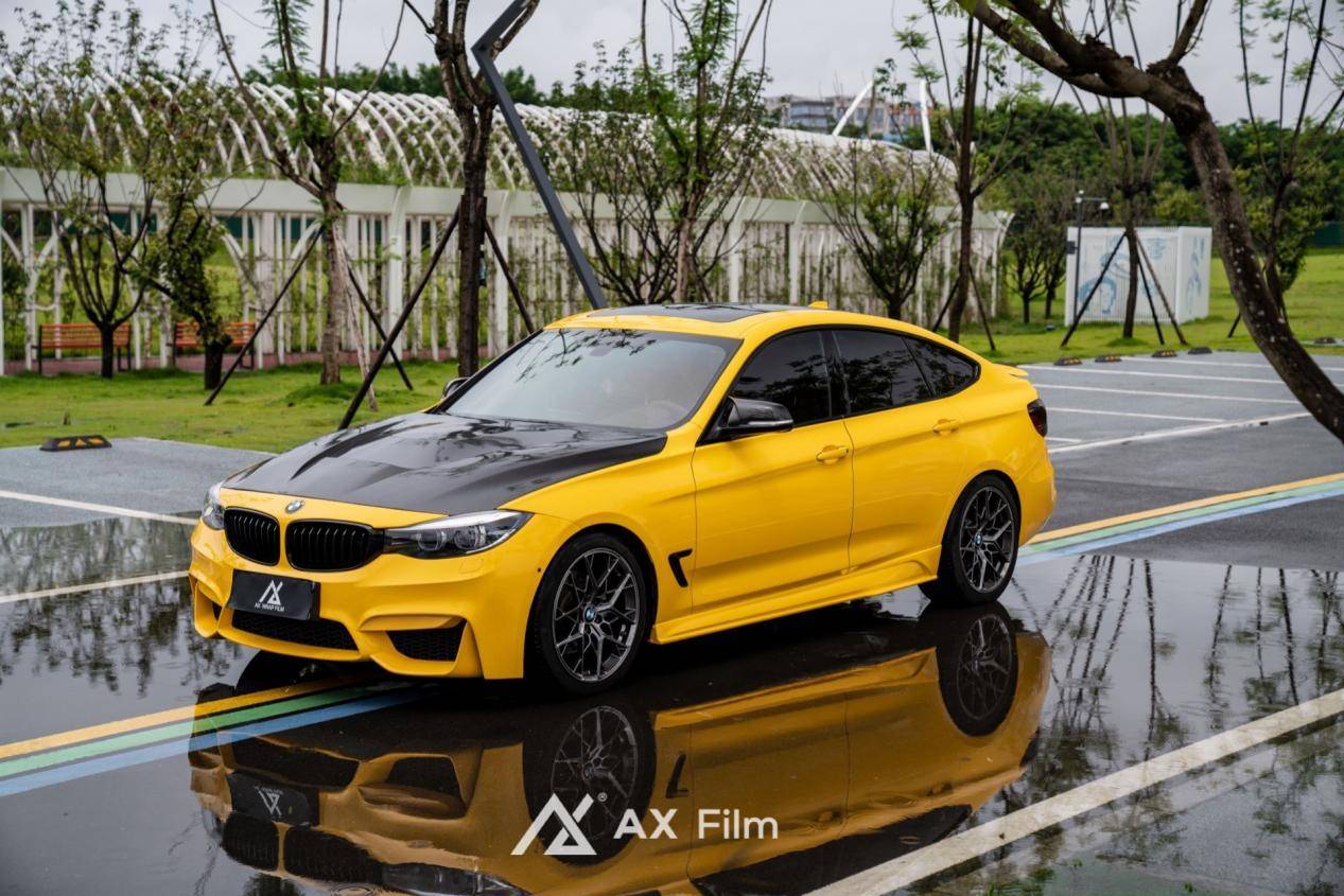 宝马3系适合贴的axfilm改色膜高亮撒哈拉黄vs高亮深黄