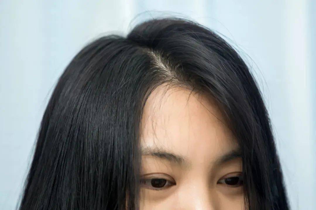 洗头“你的头发影响了你80%的颜值”：康王创始人87岁再出山，挑战5天不洗头！