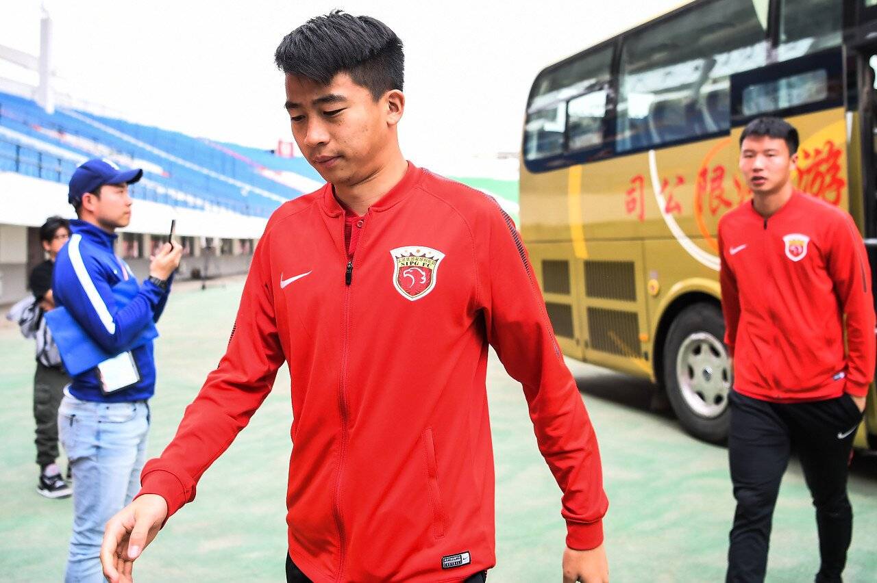 赛季|东体：武汉队接近签下胡靖航，球员与海港合同已经到期