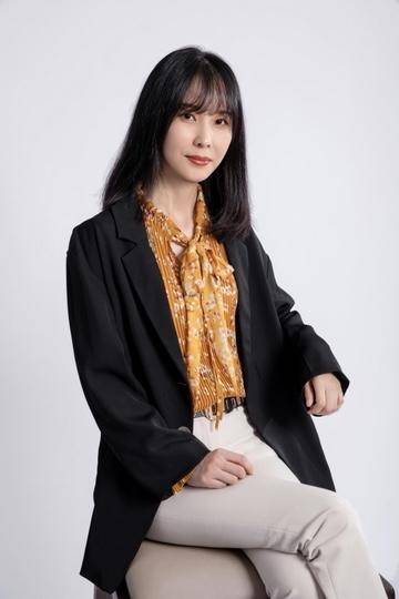 击剑少女遇上射击少年囧囧有妖新作月亮在怀里上线