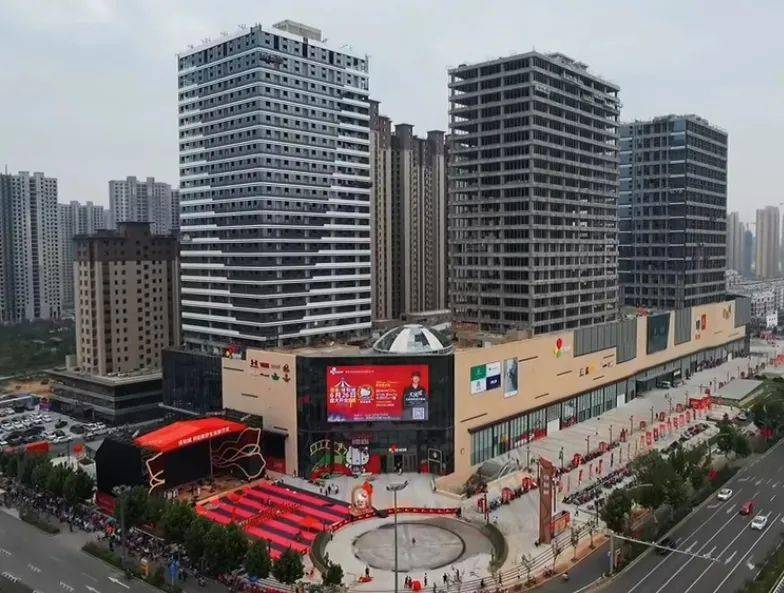 98菏泽佳和城98菏泽大润发98银座和谐广场在菏泽过年感受城市的