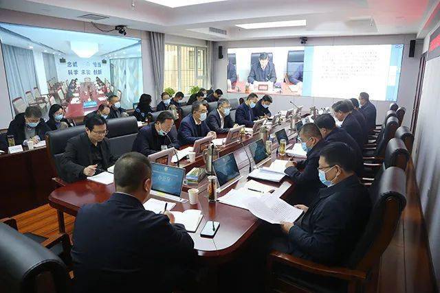 主持会议并讲话,厅领导牛军,陈继军,齐永强,程江芬,张世华,贾文平