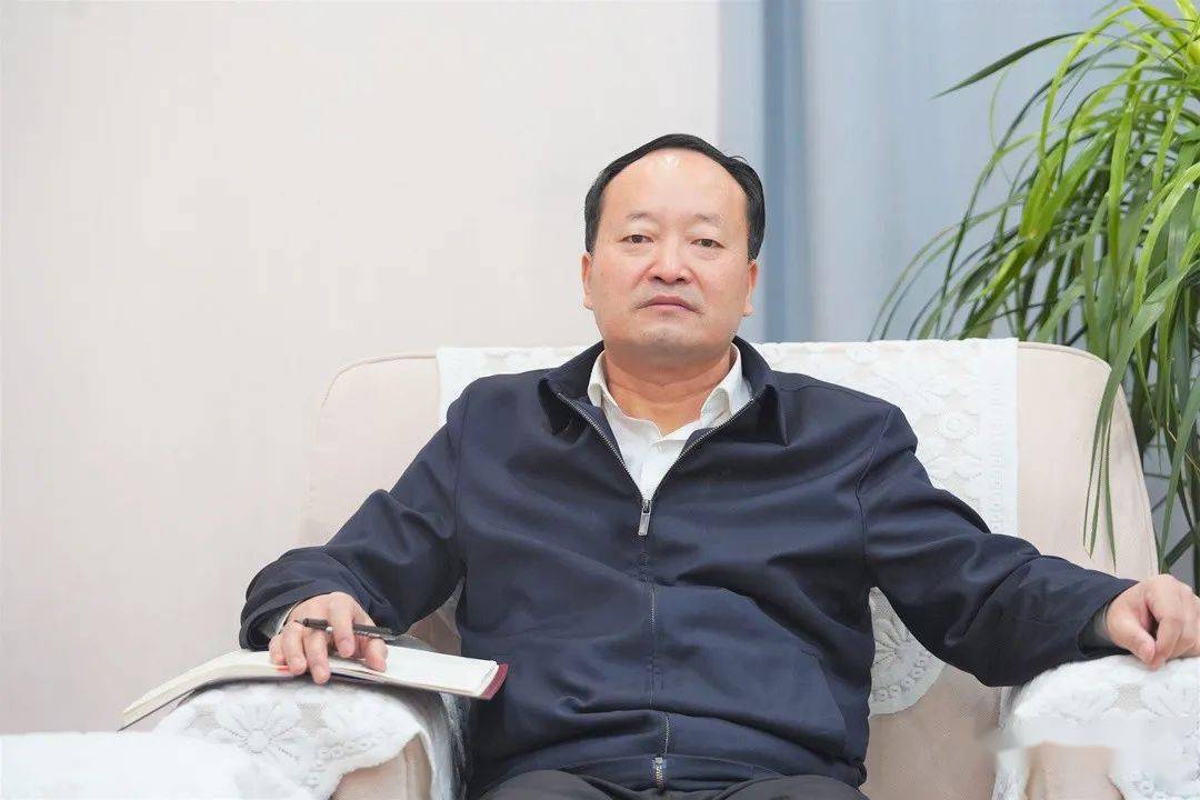 何正军王永宏会见酒泉经济技术开发区管委会主任张宏军一行